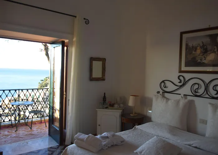 Гостьовий будинок La Bizantina Luxury 4*